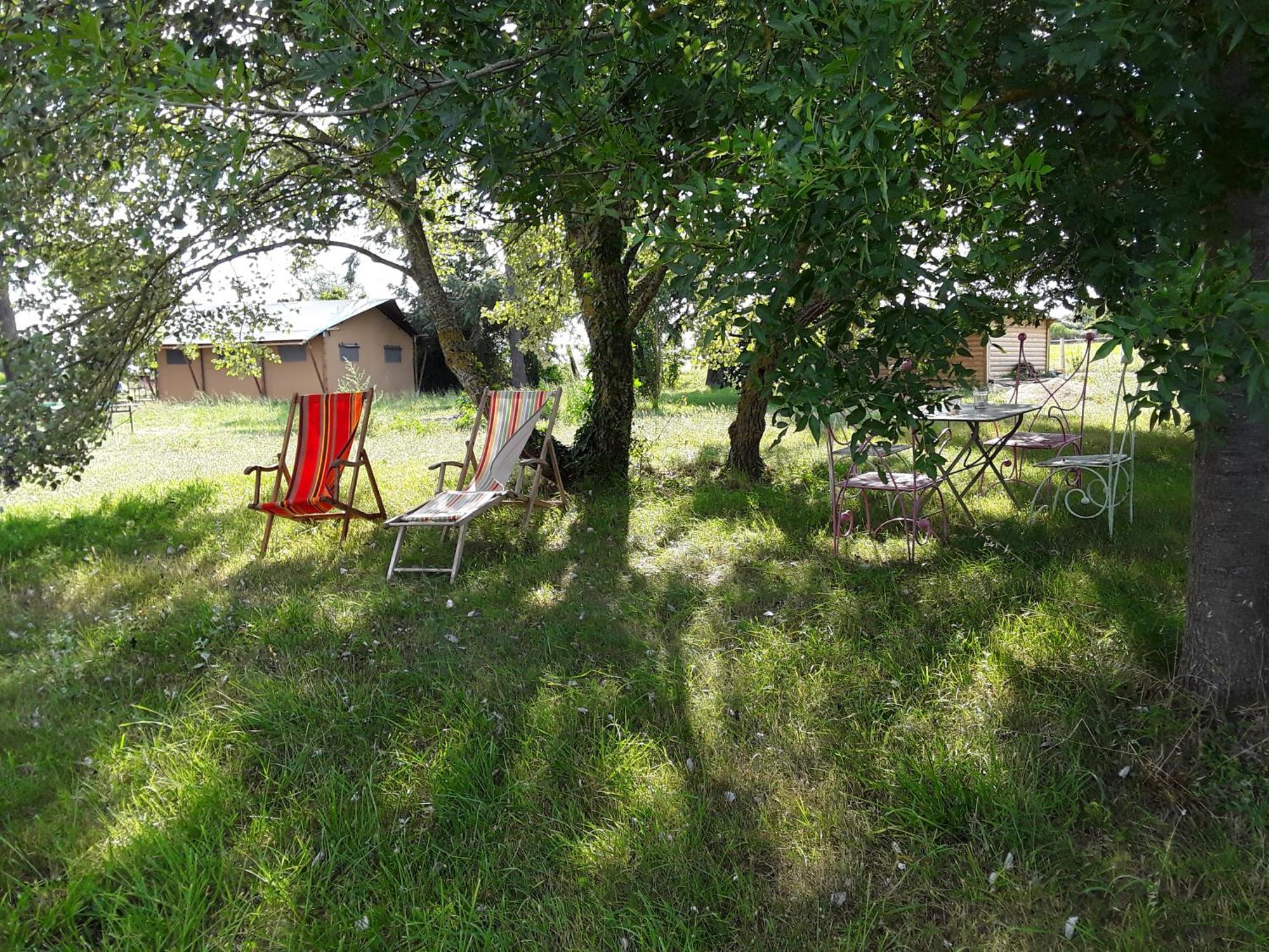 Le Lodge De Loge & Broc La Possonniere Luaran gambar